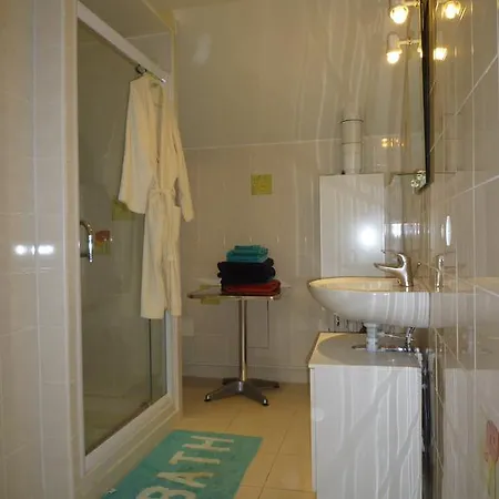 Les Mirabelles Apartment Metz Room photo